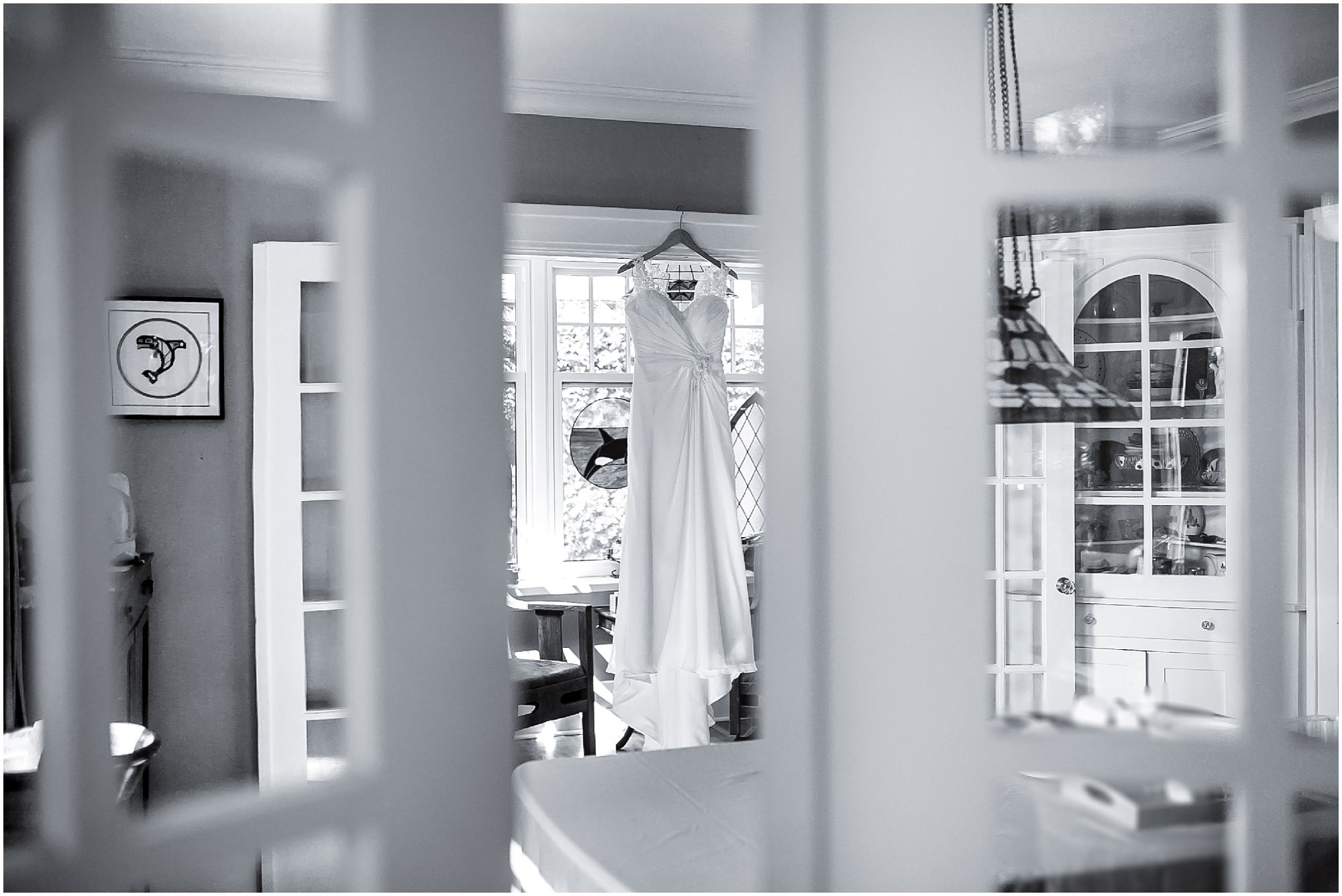 Queen’s Park Rose Garden Wedding, New Westminster | Sadie & Greg